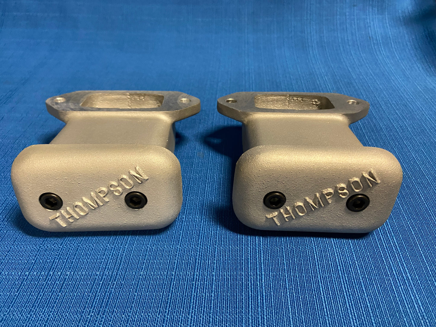 THOMPSON 90 degree Valve Cover Breathers Pair